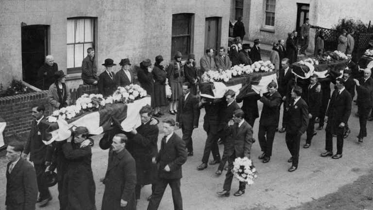 Rye harbour lifeboat disaster